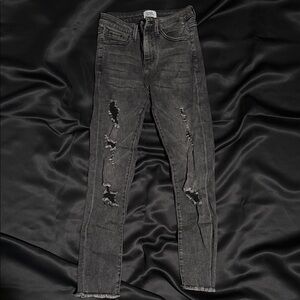 Edgy Black Distressed Skinny Jeans 0/24